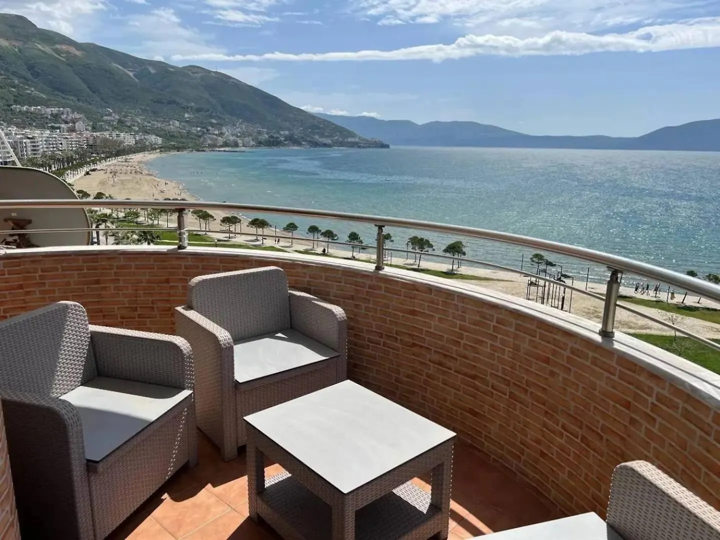 2-Bedroom Beachfront Apartment With 2 Balconies By Apartments Vlora Holidays