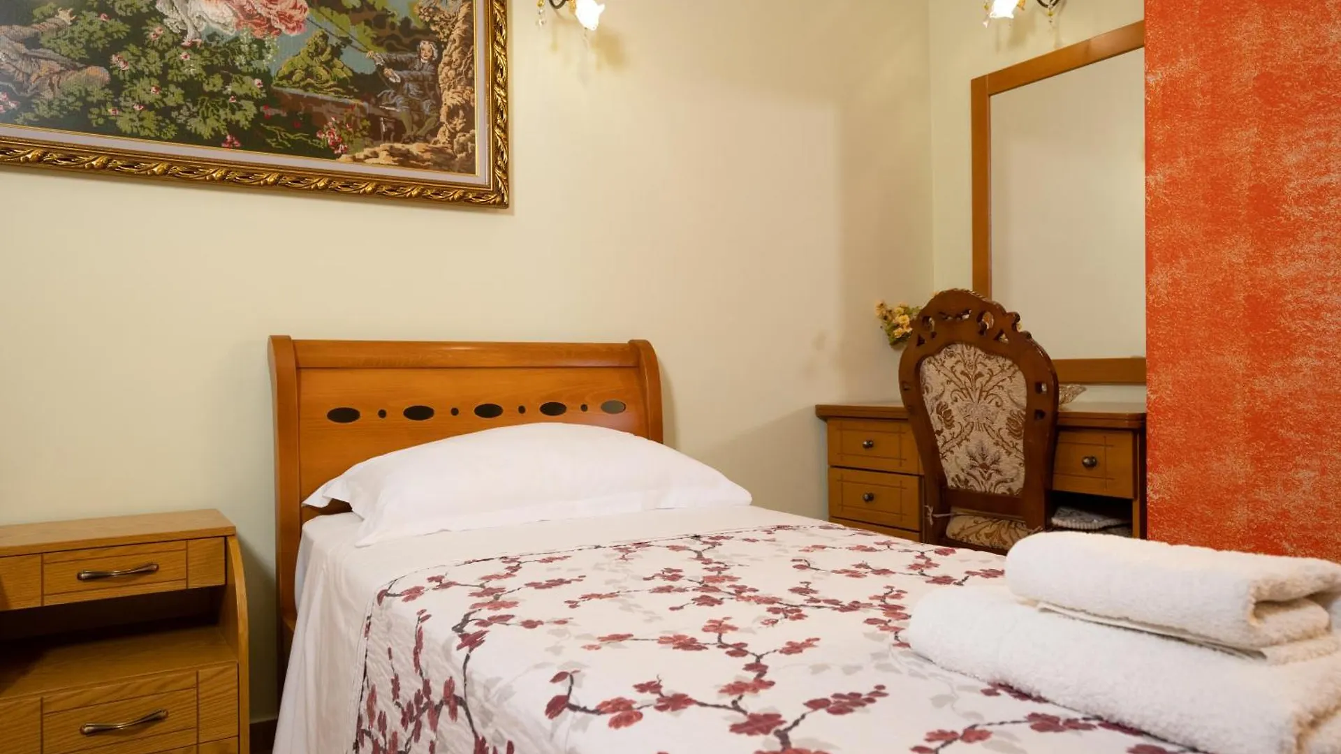 2-Bedroom Beachfront Apartment With Sea View Vlorë Albanien