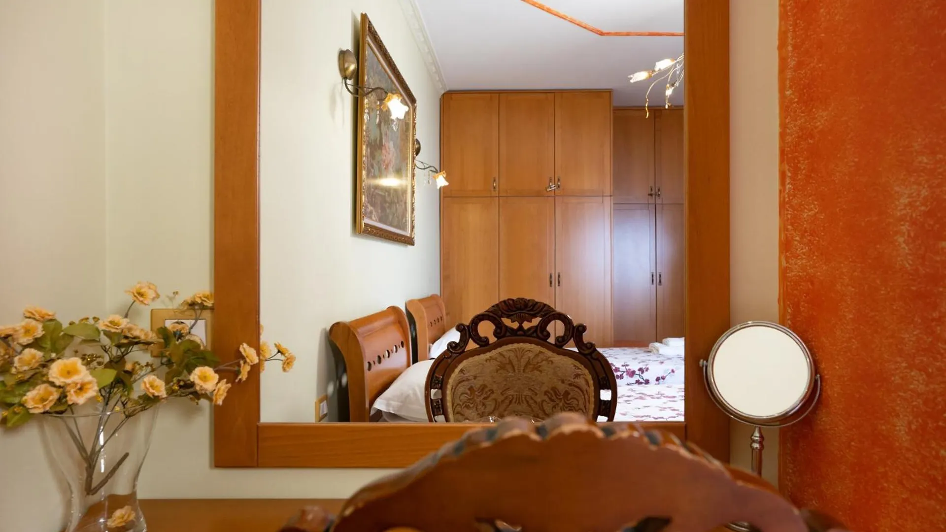 2-Bedroom Beachfront Apartment With Sea View Vlorë